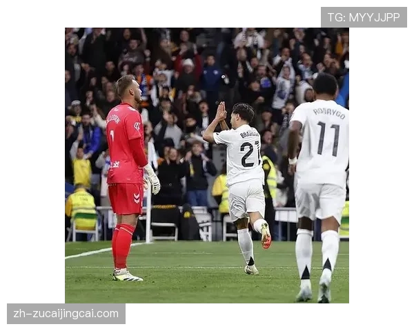 皇马少赛1场落后4分 冬季转会窗补强锋线成当务之急